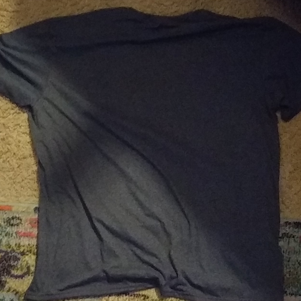 Gray Shirt - Picture 2 of 2